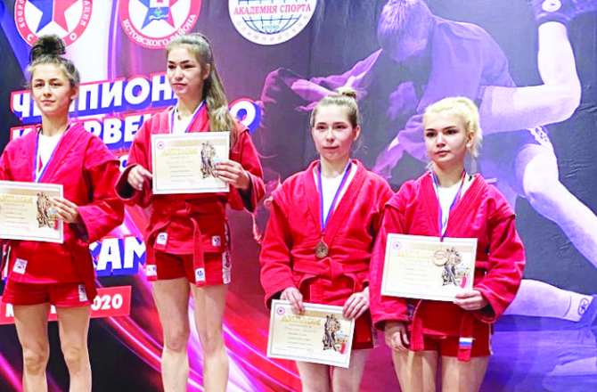 Валерия Тепышева вернулась в Соликамск бронзовым призёром Приволжья по самбо